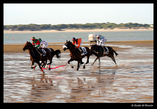 %_tempFileName05)%20Sanlucar%20de%20Barrameda%20Beach%20Horse%20Racing%